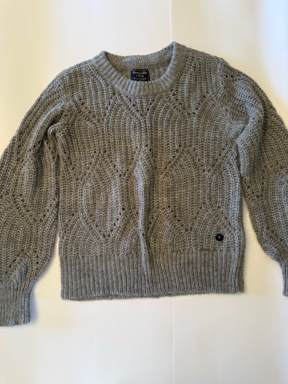 Abercrombie & Fitch Gray Cable Knit Sweater NWT Sz 8